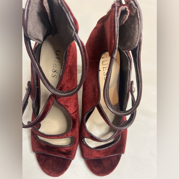 Guess Deep Red Velvet Strappy Stilletos Size 8M - Picture 9 of 15